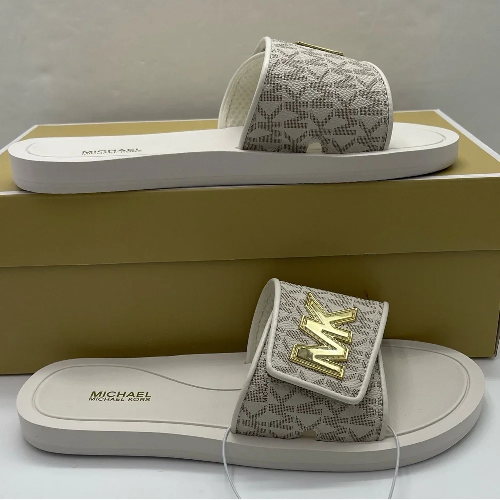 MICHAEL KORS Palmer Signature Logo Slide Sanda Vanilla  NWT